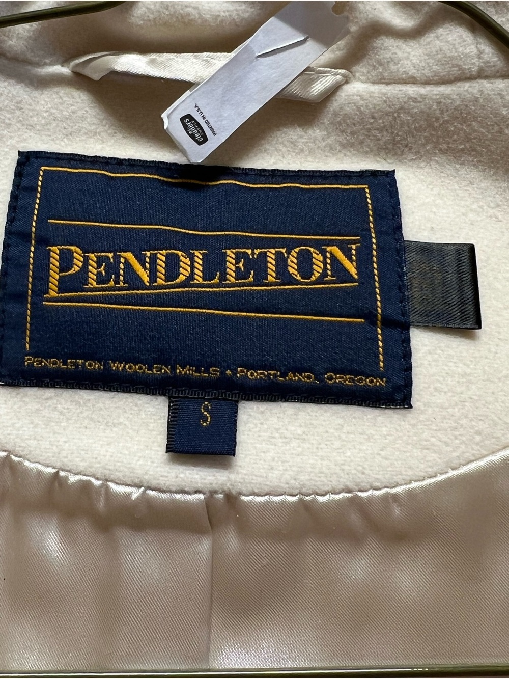 EUC Pendleton Wool Cashmere Cream Faux Fur Hood Coat | Size Small - Picture 12 of 14